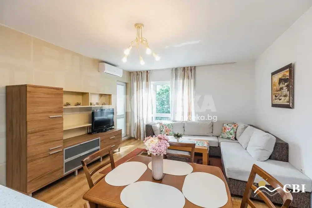 Apartment, 2-room, 61 m², in Varna. Photo 1 of 16. Varna, Black Sea, Bulgaria. Cheap Beach Holiday.
