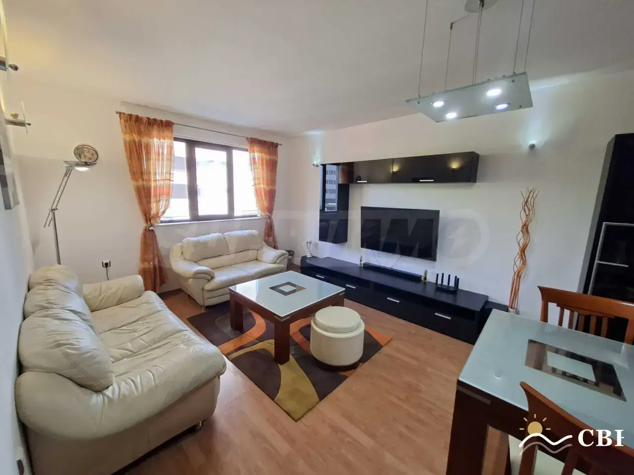 Apartment, 4-room, 115 m², in Varna. Photo 1 of 16. Varna, Black Sea, Bulgaria. Cheap Beach Holiday.
