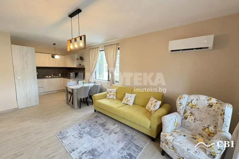 Apartment, 2-room, 70 m², in Varna. Photo 2 of 12. Varna, Black Sea, Bulgaria. Cheap Beach Holiday.