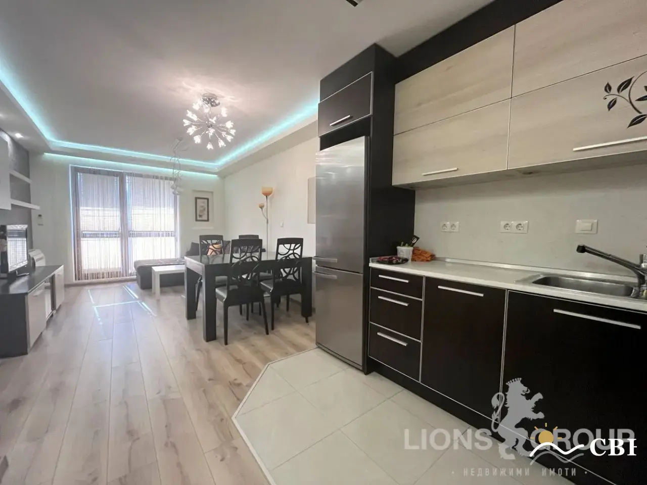 Apartment, 3-room, 97 m², in Varna. Photo 3 of 11. Varna, Black Sea, Bulgaria. Cheap Beach Holiday.
