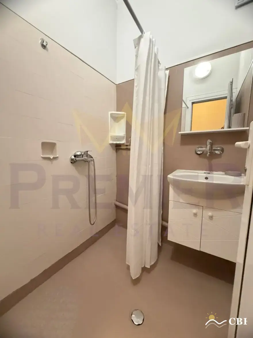Apartment, 3-room, 80 m², in Varna. Photo 5 of 9. Varna, Black Sea, Bulgaria. Cheap Beach Holiday.