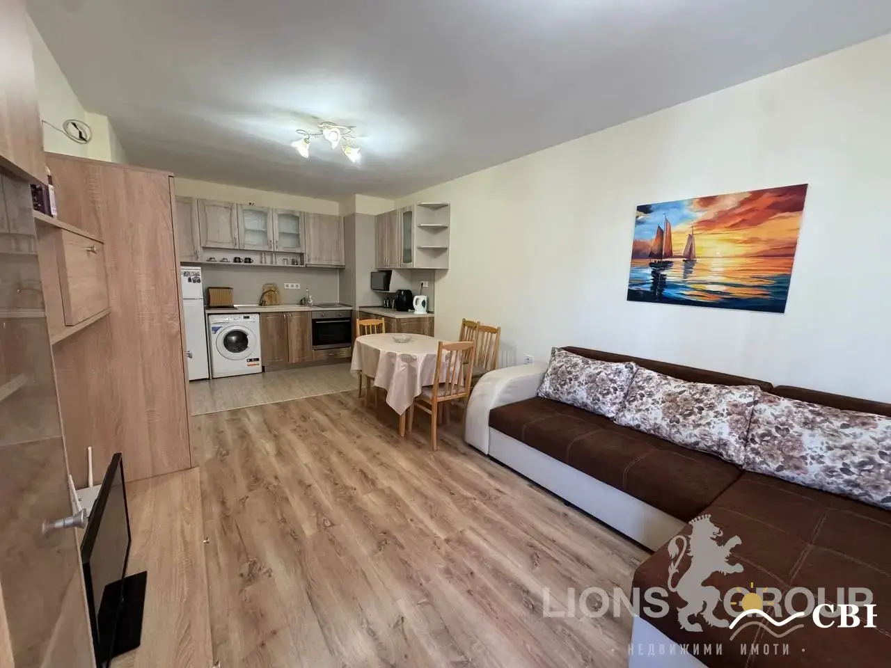 Apartment, 2-room, 70 m², in Varna. Photo 1 of 10. Varna, Black Sea, Bulgaria. Cheap Beach Holiday.