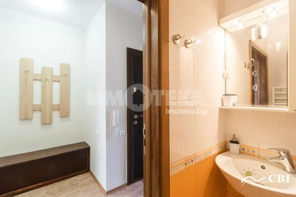 Apartment, 2-room, 64 m², in Varna. Photo 8 of 10. Varna, Black Sea, Bulgaria. Cheap Beach Holiday.