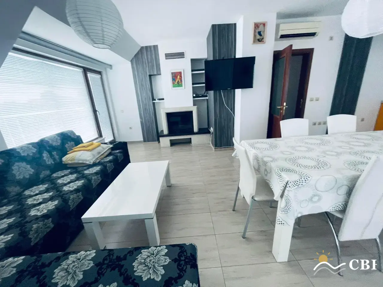 Apartment, 2-room, 65 m², in St. St. Konstantin and Elena. Photo 5 of 8. St. St. Konstantin and Elena, Black Sea, Bulgaria. Cheap Beach Holiday.