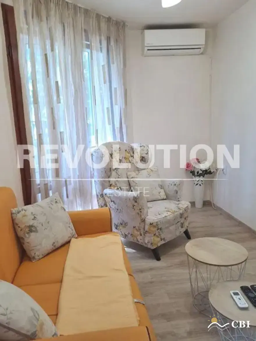 Apartment, 3-room, 76 m², in Varna. Photo 4 of 9. Varna, Black Sea, Bulgaria. Cheap Beach Holiday.