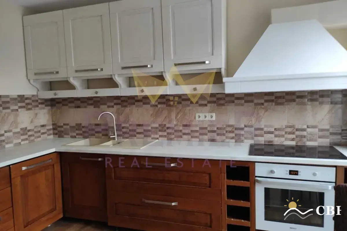 Apartment, 3-room, 90 m², in Varna. Photo 1 of 11. Varna, Black Sea, Bulgaria. Cheap Beach Holiday.