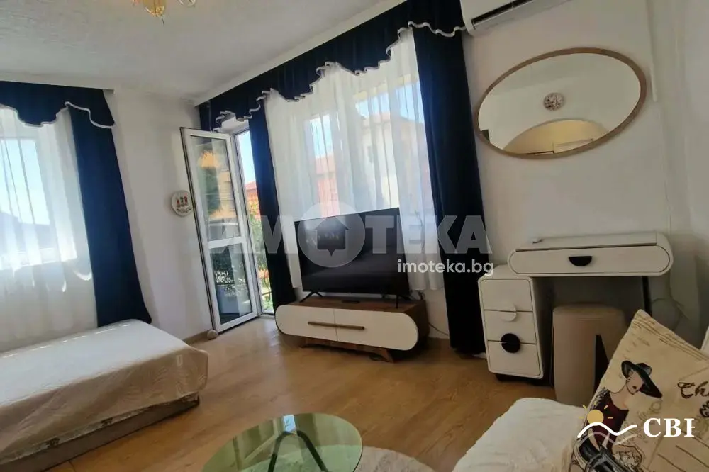 Apartment, 2-room, 49 m², in Varna. Photo 2 of 9. Varna, Black Sea, Bulgaria. Cheap Beach Holiday.