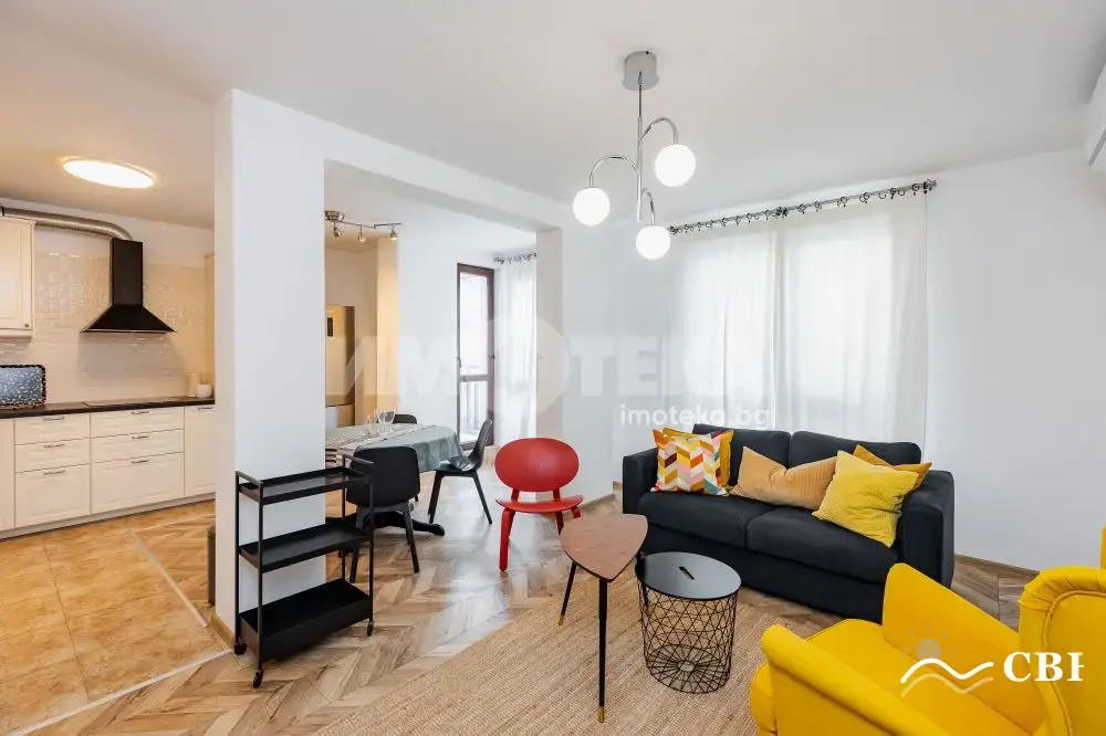 Apartment, 3-room, 110 m², in Varna. Photo 1 of 16. Varna, Black Sea, Bulgaria. Cheap Beach Holiday.