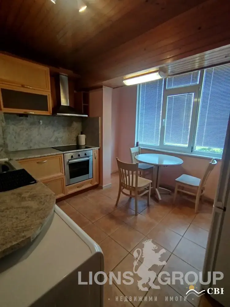 Apartment, 3-room, 65 m², in Varna. Photo 7 of 16. Varna, Black Sea, Bulgaria. Cheap Beach Holiday.