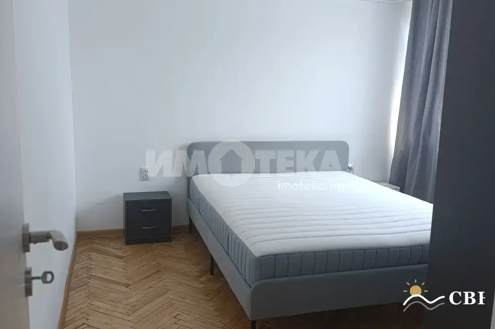 Apartment, 3-room, 82 m², in Varna. Photo 4 of 16. Varna, Black Sea, Bulgaria. Cheap Beach Holiday.