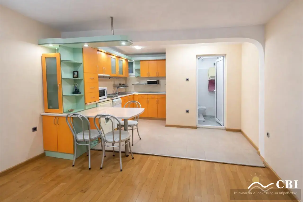 Apartment, 3-room, 80 m², in Varna. Photo 2 of 5. Varna, Black Sea, Bulgaria. Cheap Beach Holiday.
