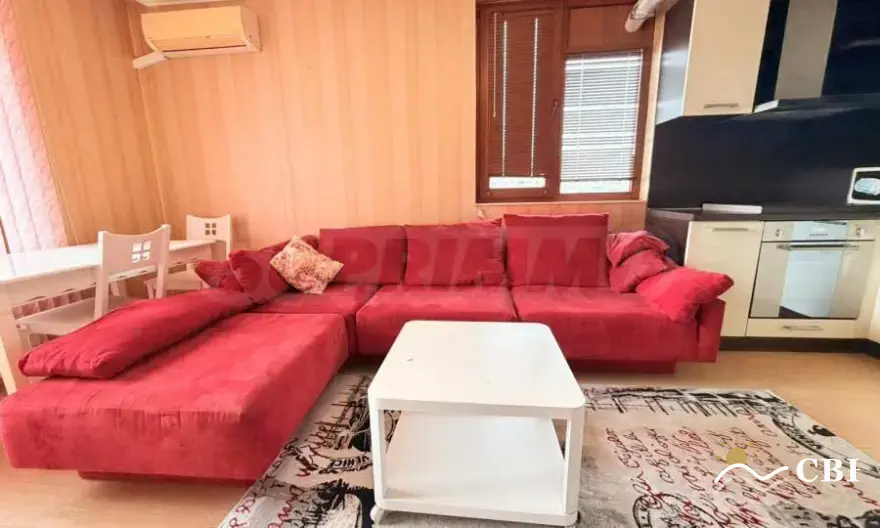 Apartment, 2-room, 60 m², in Burgas. Photo 3 of 12. Burgas, Black Sea, Bulgaria. Cheap Beach Holiday.
