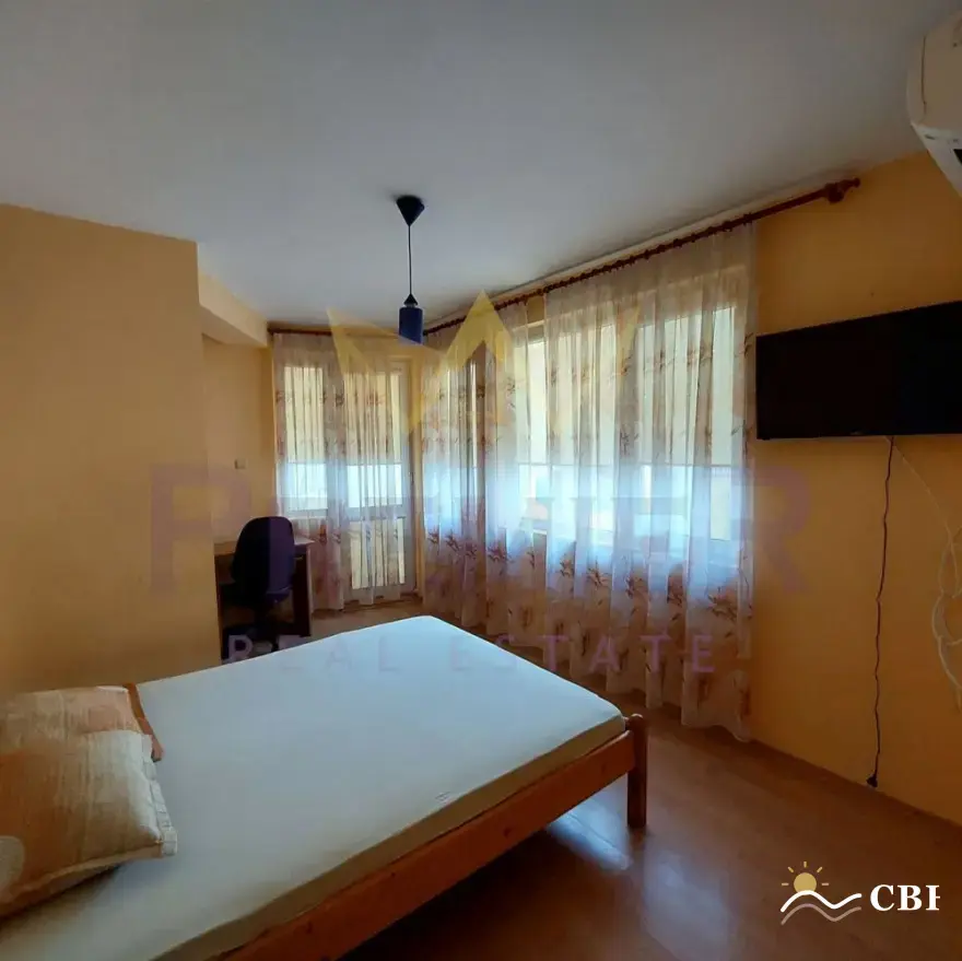 Apartment, 3-room, 86 m², in Varna. Photo 5 of 11. Varna, Black Sea, Bulgaria. Cheap Beach Holiday.