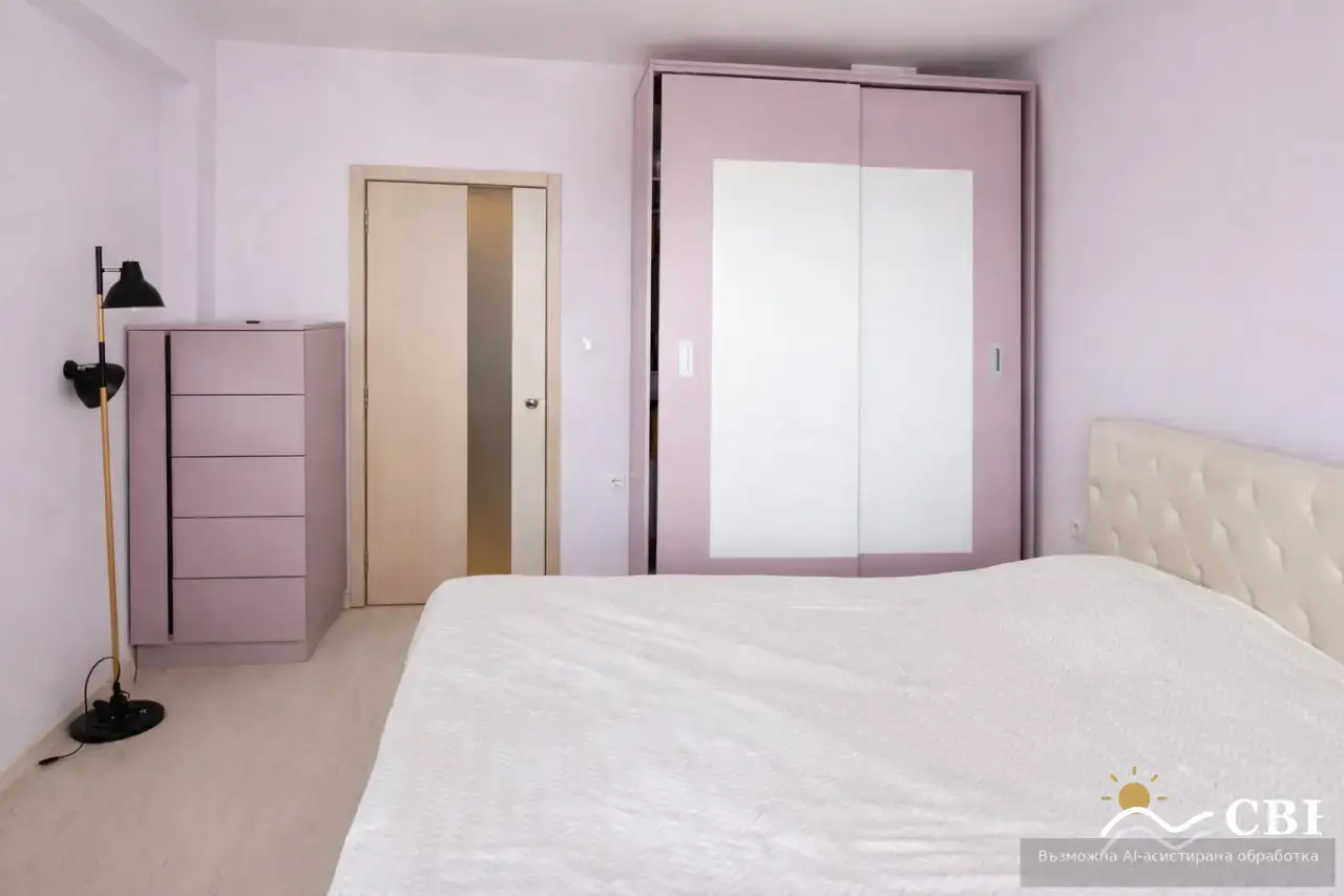 Apartment, 3-room, 102 m², in Varna. Photo 4 of 8. Varna, Black Sea, Bulgaria. Cheap Beach Holiday.