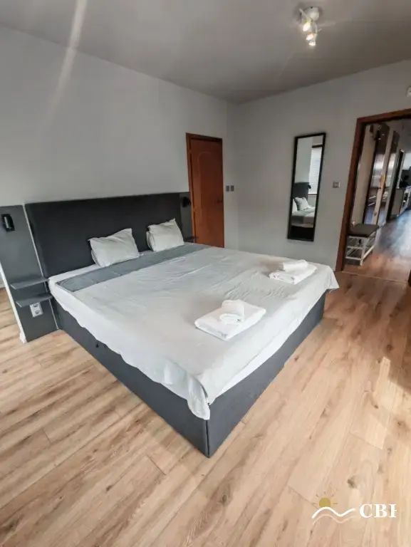 Apartment, 3-room, 145 m², in Varna. Photo 8 of 10. Varna, Black Sea, Bulgaria. Cheap Beach Holiday.