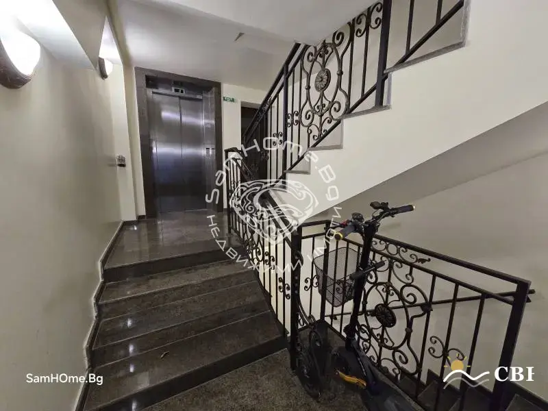 Apartment, 3-room, 170 m², in Varna. Photo 1 of 16. Varna, Black Sea, Bulgaria. Cheap Beach Holiday.