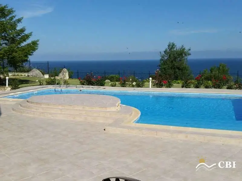 House, 6-room, 500 m², in Varna. Photo 5 of 16. Varna, Black Sea, Bulgaria. Cheap Beach Holiday.