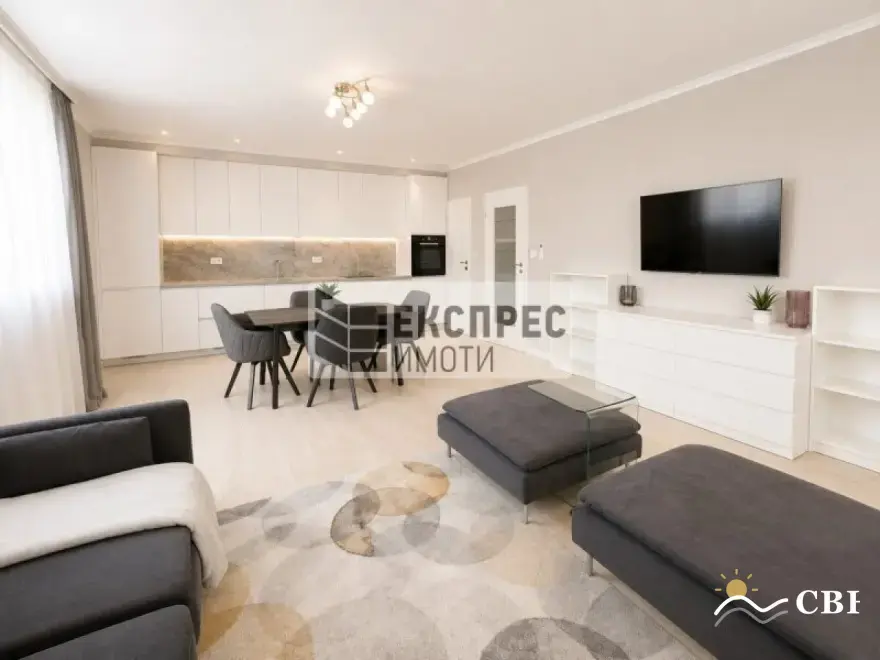 Apartment, 3-room, 130 m², in Varna. Photo 1 of 7. Varna, Black Sea, Bulgaria. Cheap Beach Holiday.