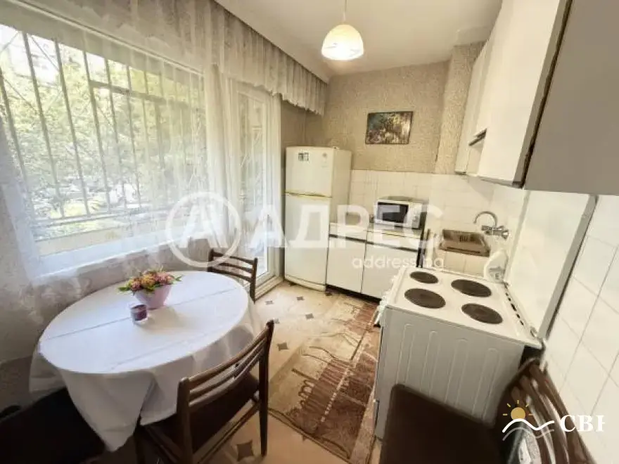 Apartment, 3-room, 60 m², in Varna. Photo 2 of 15. Varna, Black Sea, Bulgaria. Cheap Beach Holiday.