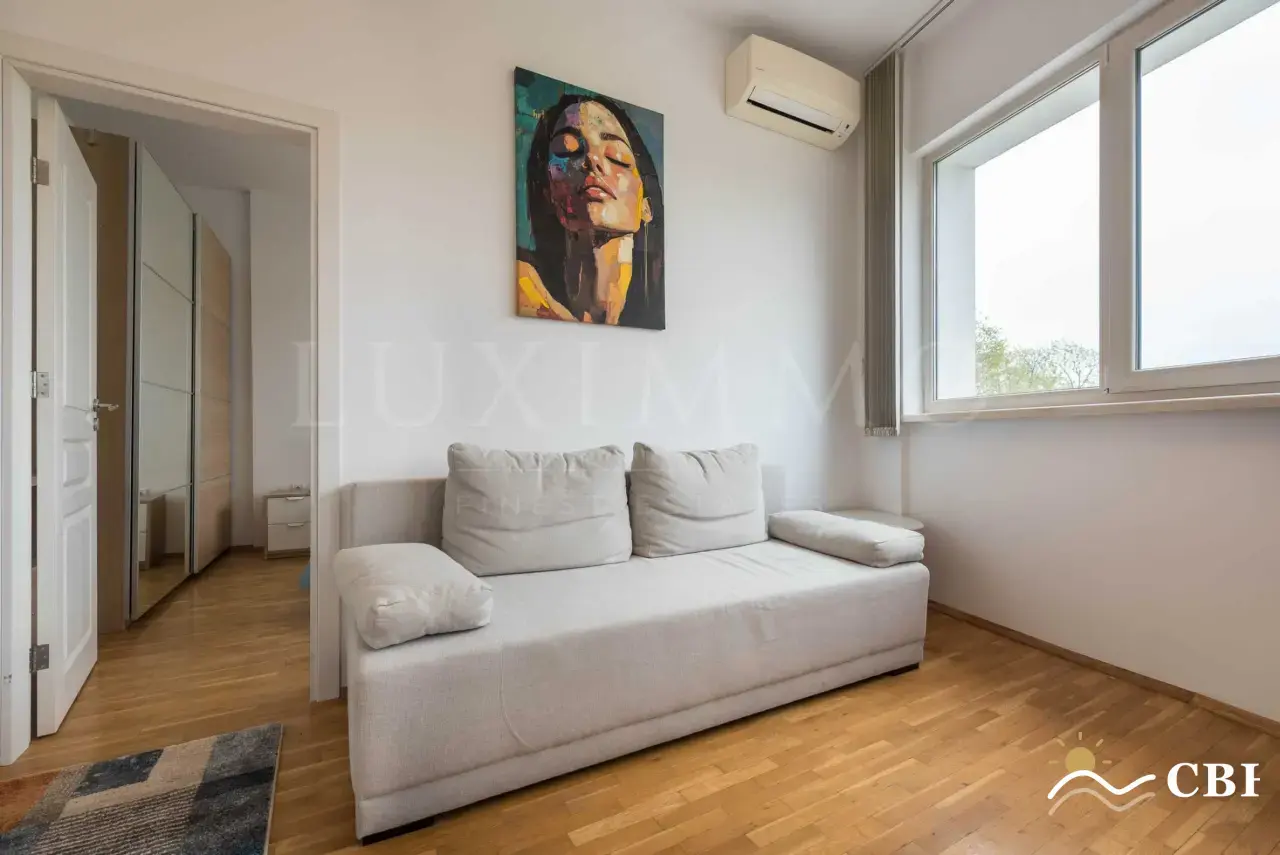 Apartment, 2-room, 60 m², in St. St. Konstantin and Elena. Photo 5 of 16. St. St. Konstantin and Elena, Black Sea, Bulgaria. Cheap Beach Holiday.