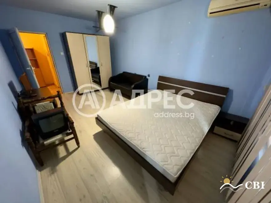 Apartment, 2-room, 55 m², in Burgas. Photo 5 of 9. Burgas, Black Sea, Bulgaria. Cheap Beach Holiday.