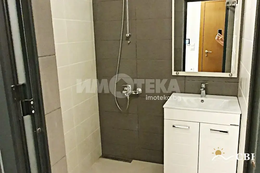 Apartment, 3-room, 80 m², in Varna. Photo 8 of 13. Varna, Black Sea, Bulgaria. Cheap Beach Holiday.