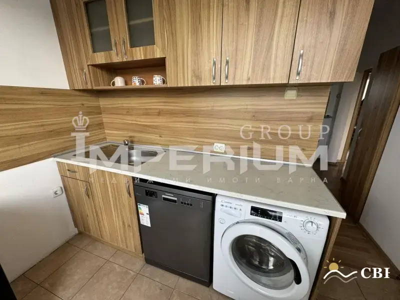 Apartment, 1-room, 303 m², in Varna. Photo 5 of 15. Varna, Black Sea, Bulgaria. Cheap Beach Holiday.