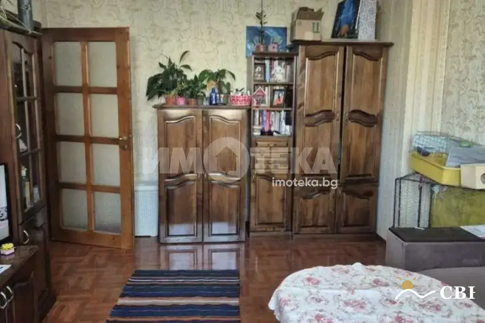 Apartment, 3-room, 72 m², in Varna. Photo 2 of 8. Varna, Black Sea, Bulgaria. Cheap Beach Holiday.