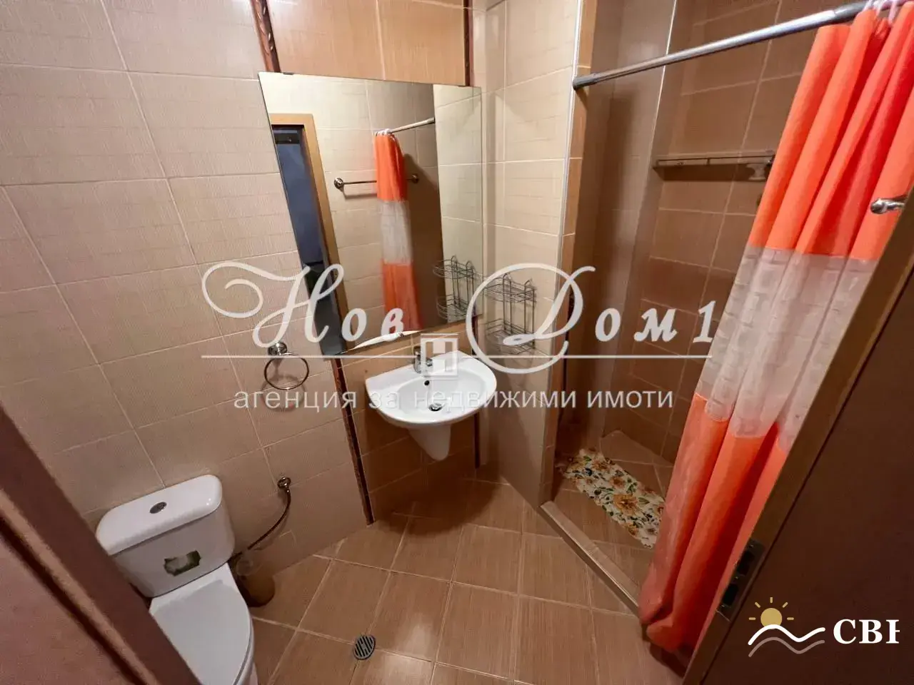 Apartment, 1-room, 65 m², in St. St. Konstantin and Elena. Photo 4 of 11. St. St. Konstantin and Elena, Black Sea, Bulgaria. Cheap Beach Holiday.