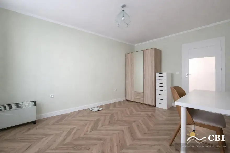 Apartment, 3-room, 101 m², in Varna. Photo 4 of 6. Varna, Black Sea, Bulgaria. Cheap Beach Holiday.