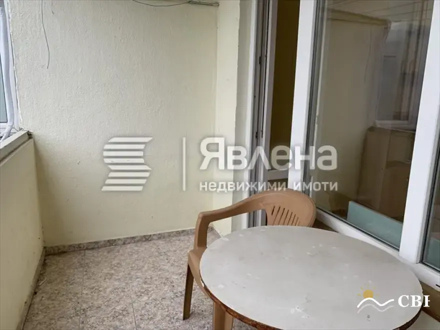 Apartment, 3-room, 70 m², in Varna. Photo 6 of 9. Varna, Black Sea, Bulgaria. Cheap Beach Holiday.