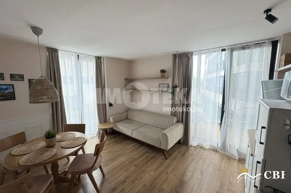 Apartment, 3-room, 85 m², in Varna. Photo 2 of 13. Varna, Black Sea, Bulgaria. Cheap Beach Holiday.