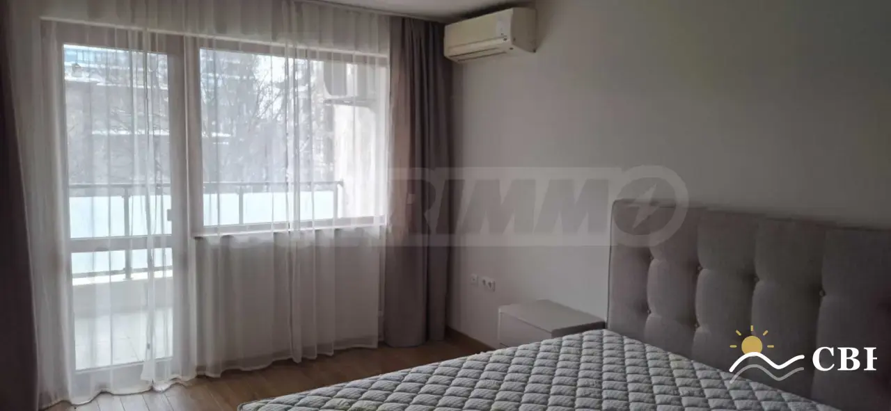 Apartment, 3-room, 115 m², in Varna. Photo 8 of 14. Varna, Black Sea, Bulgaria. Cheap Beach Holiday.