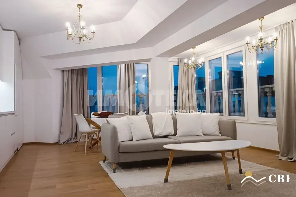 Apartment, 2-room, 105 m², in Varna. Photo 2 of 12. Varna, Black Sea, Bulgaria. Cheap Beach Holiday.