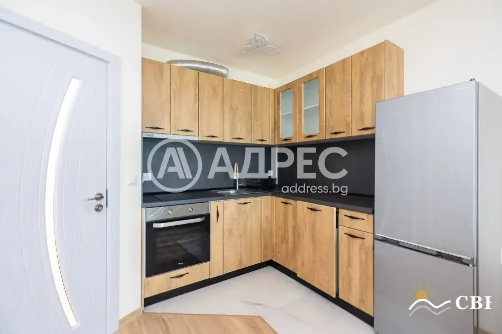 Apartment, 3-room, 97 m², in Varna. Photo 8 of 16. Varna, Black Sea, Bulgaria. Cheap Beach Holiday.