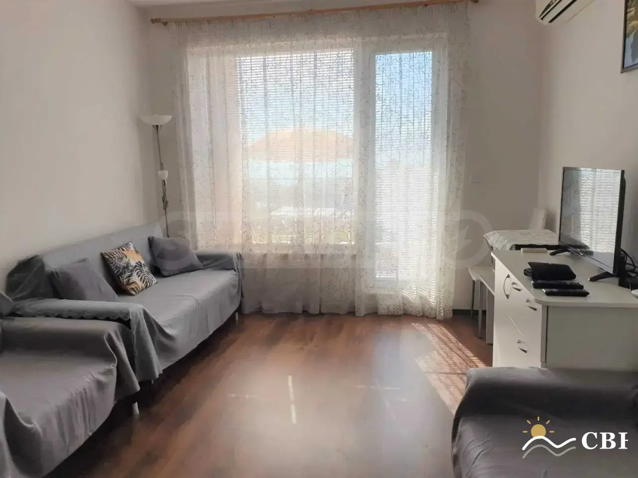 Apartment, 1-room, 60 m², in Byala. Photo 1 of 13. Byala, Black Sea, Bulgaria. Cheap Beach Holiday.