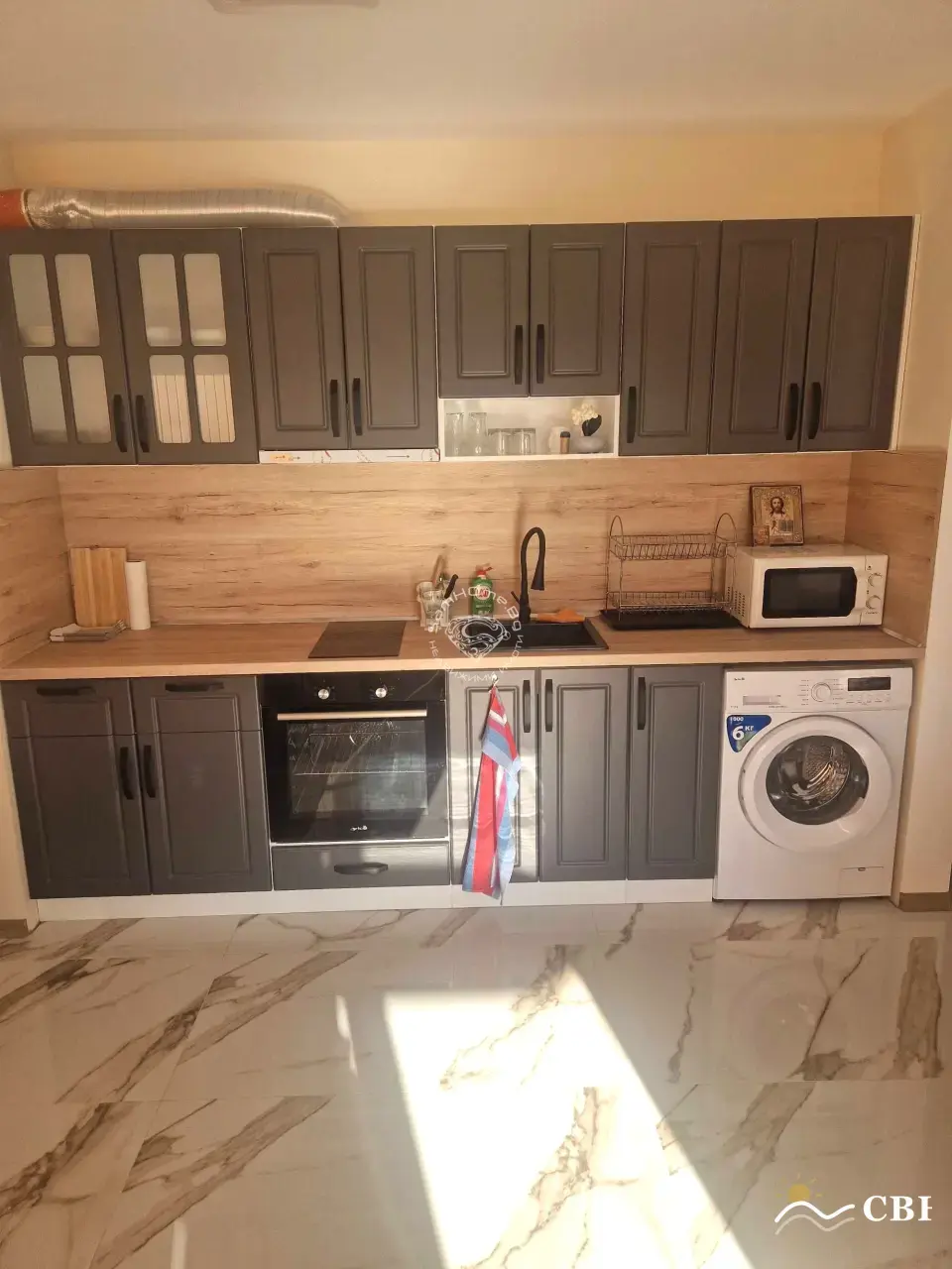 Apartment, 2-room, 56 m², in Varna. Photo 1 of 9. Varna, Black Sea, Bulgaria. Cheap Beach Holiday.