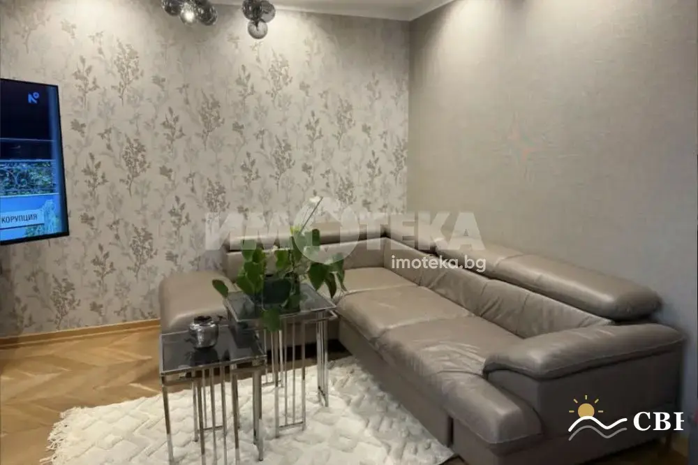 Apartment, 3-room, 116 m², in Varna. Photo 4 of 16. Varna, Black Sea, Bulgaria. Cheap Beach Holiday.