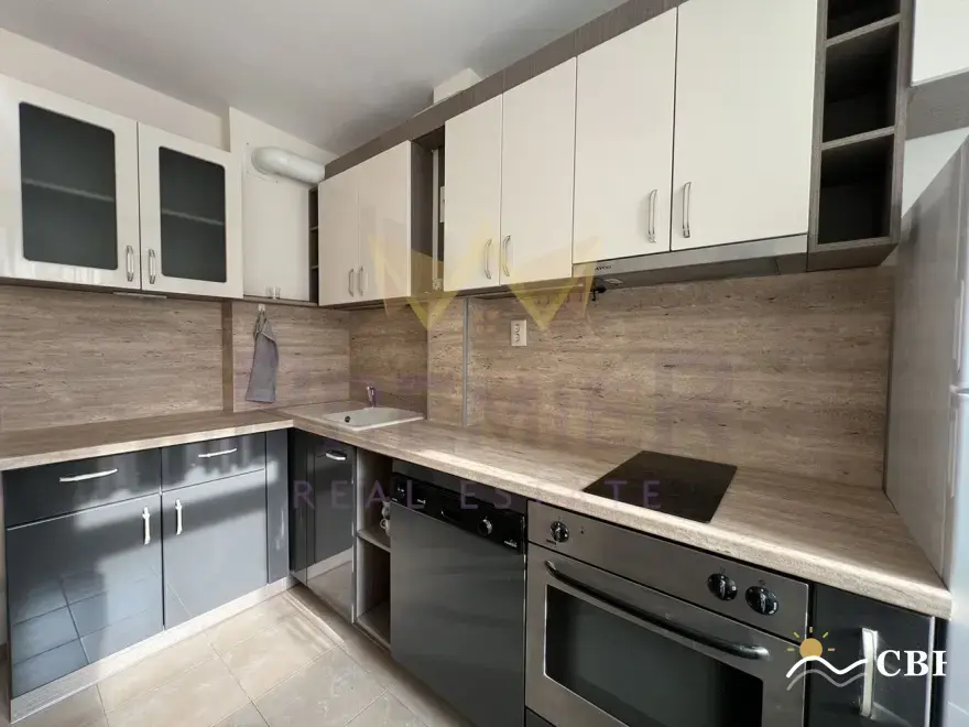 Apartment, 3-room, 100 m², in Varna. Photo 1 of 14. Varna, Black Sea, Bulgaria. Cheap Beach Holiday.