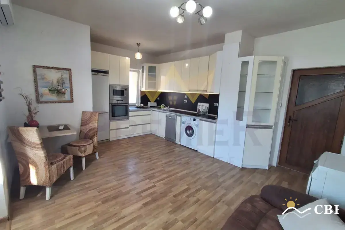 Apartment, 3-room, 90 m², in Varna. Photo 1 of 16. Varna, Black Sea, Bulgaria. Cheap Beach Holiday.