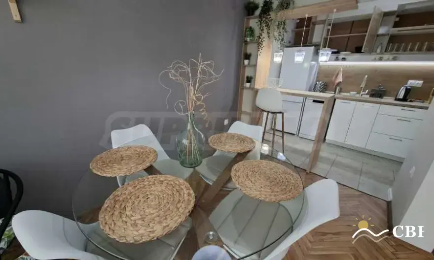 Apartment, 3-room, 100 m², in Varna. Photo 6 of 16. Varna, Black Sea, Bulgaria. Cheap Beach Holiday.