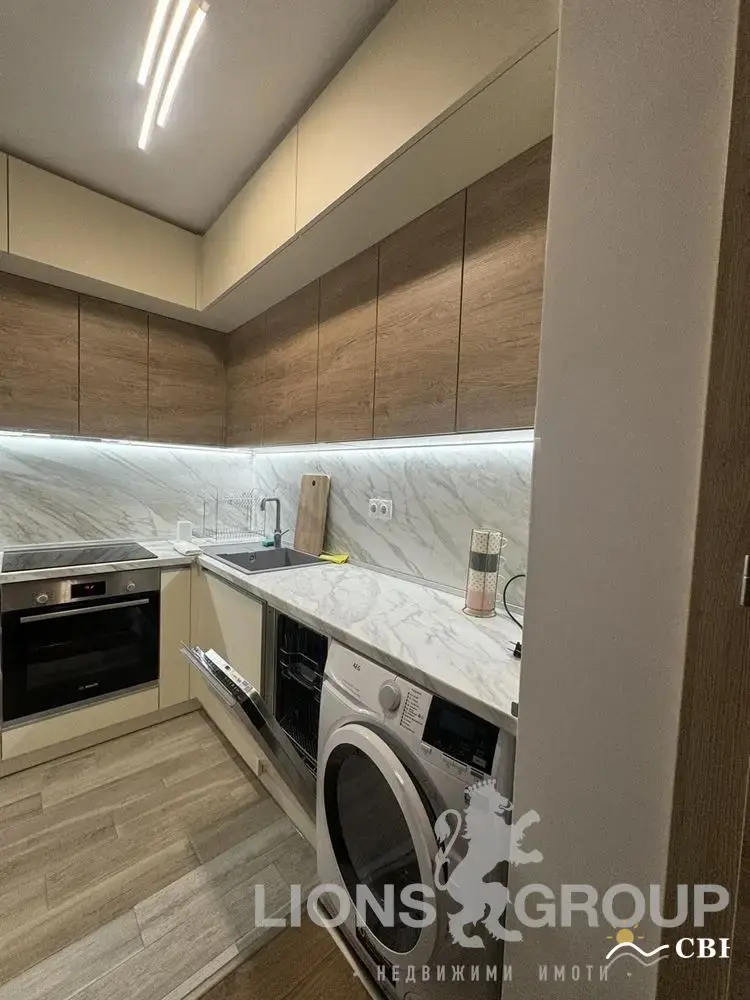 Apartment, 1-room, 45 m², in Varna. Photo 1 of 10. Varna, Black Sea, Bulgaria. Cheap Beach Holiday.
