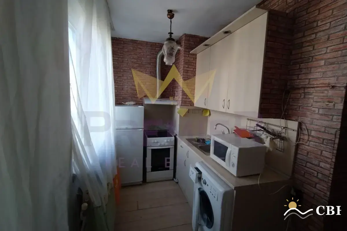 Apartment, 4-room, 90 m², in Gradina. Photo 4 of 14. Gradina, Black Sea, Bulgaria. Cheap Beach Holiday.
