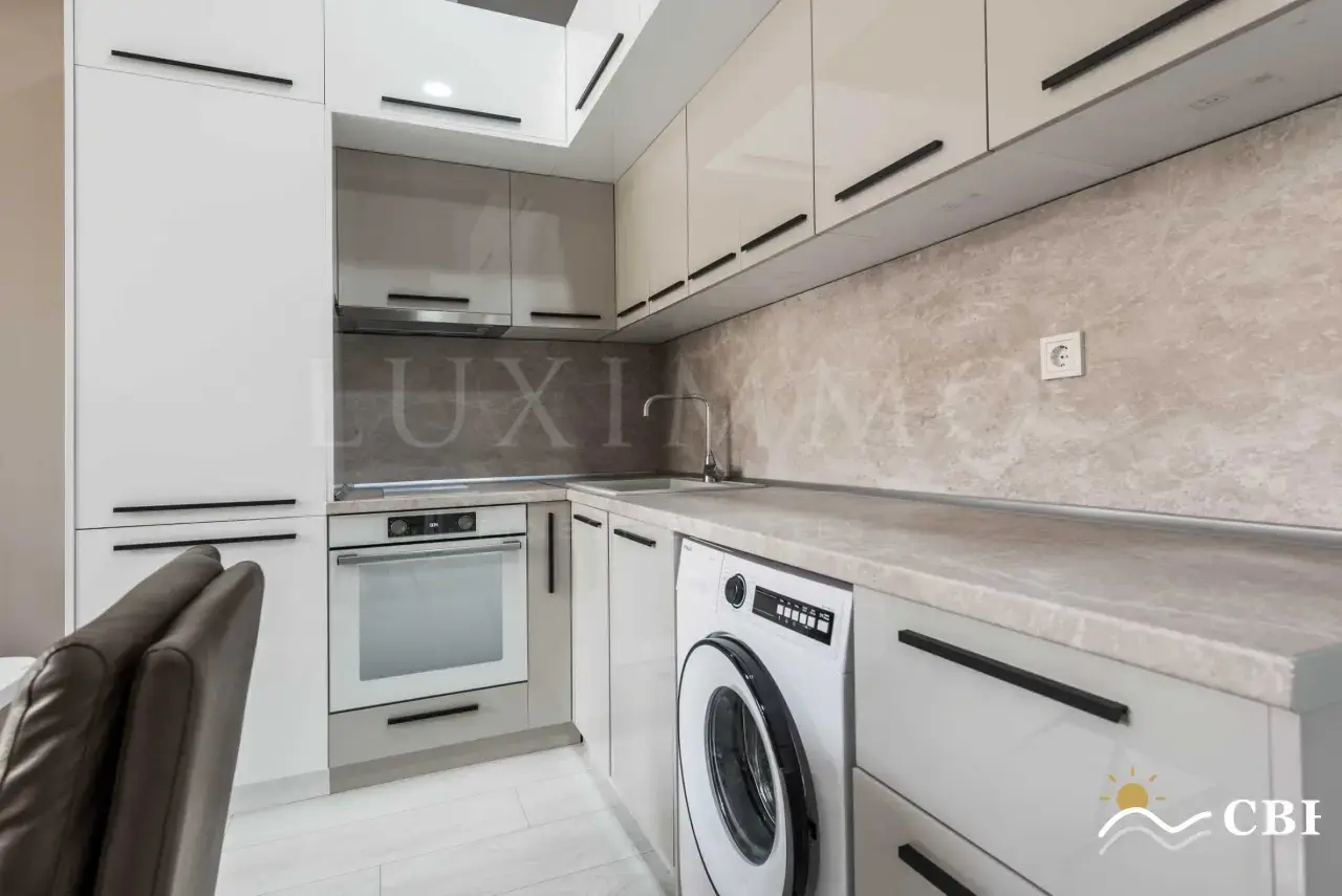 Apartment, 3-room, 110 m², in Varna. Photo 7 of 16. Varna, Black Sea, Bulgaria. Cheap Beach Holiday.