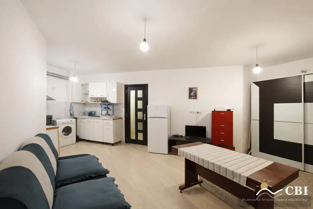 Apartment, 3-room, 82 m², in Varna. Photo 3 of 9. Varna, Black Sea, Bulgaria. Cheap Beach Holiday.