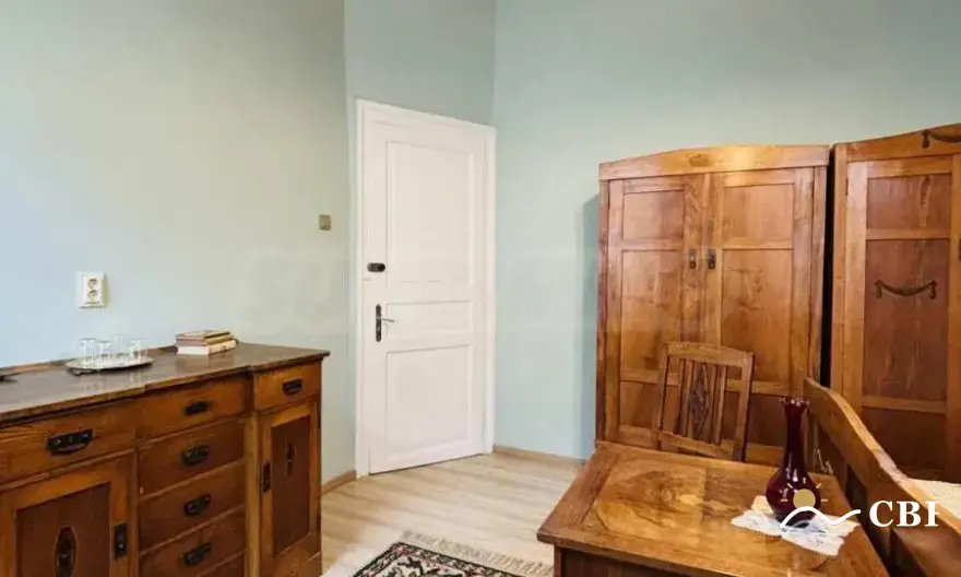 Apartment, 3-room, 80 m², in Burgas. Photo 2 of 14. Burgas, Black Sea, Bulgaria. Cheap Beach Holiday.