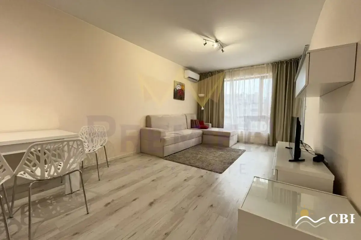 Apartment, 3-room, 115 m², in Varna. Photo 3 of 16. Varna, Black Sea, Bulgaria. Cheap Beach Holiday.