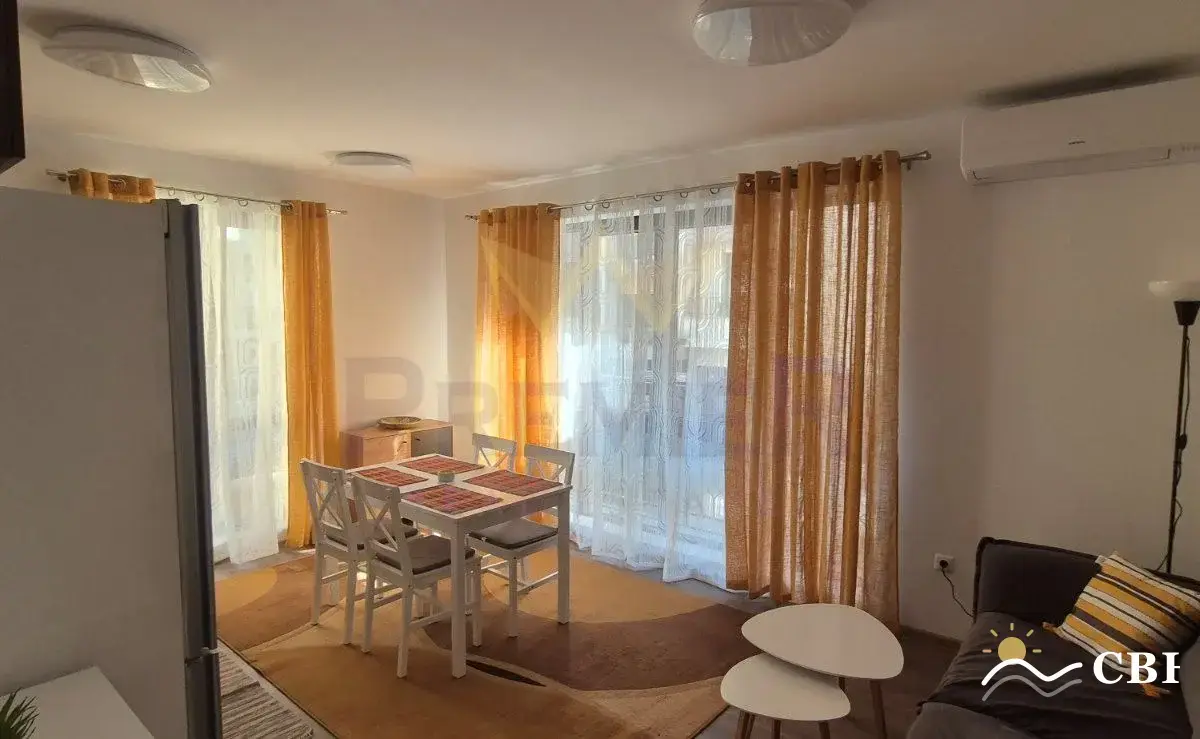 Apartment, 3-room, 80 m², in Varna. Photo 2 of 11. Varna, Black Sea, Bulgaria. Cheap Beach Holiday.