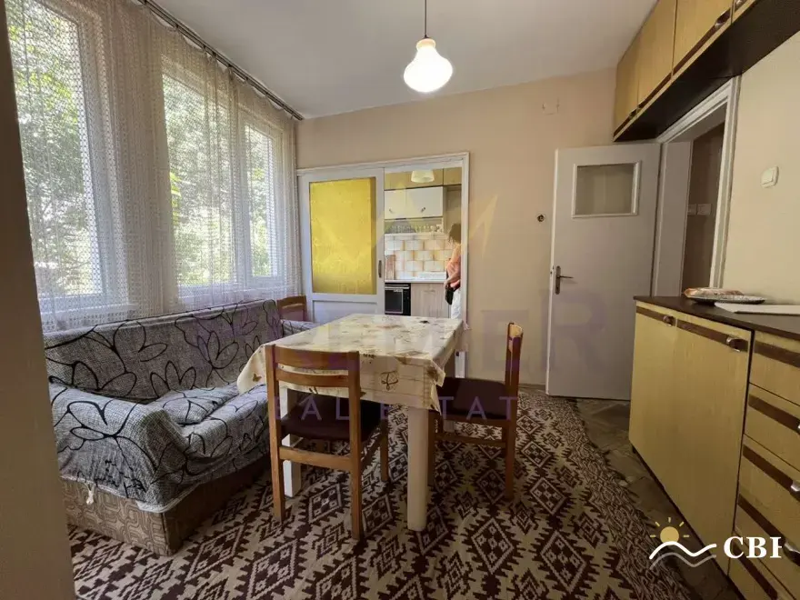 Apartment, 4-room, 90 m², in Varna. Photo 2 of 11. Varna, Black Sea, Bulgaria. Cheap Beach Holiday.