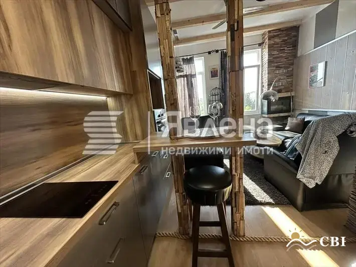 Apartment, 1-room, 44 m², in Burgas. Photo 4 of 11. Burgas, Black Sea, Bulgaria. Cheap Beach Holiday.